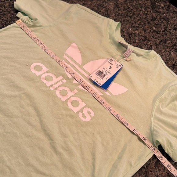 Adidas tee boxy cropped tshirt NWT S - Picture 6 of 9